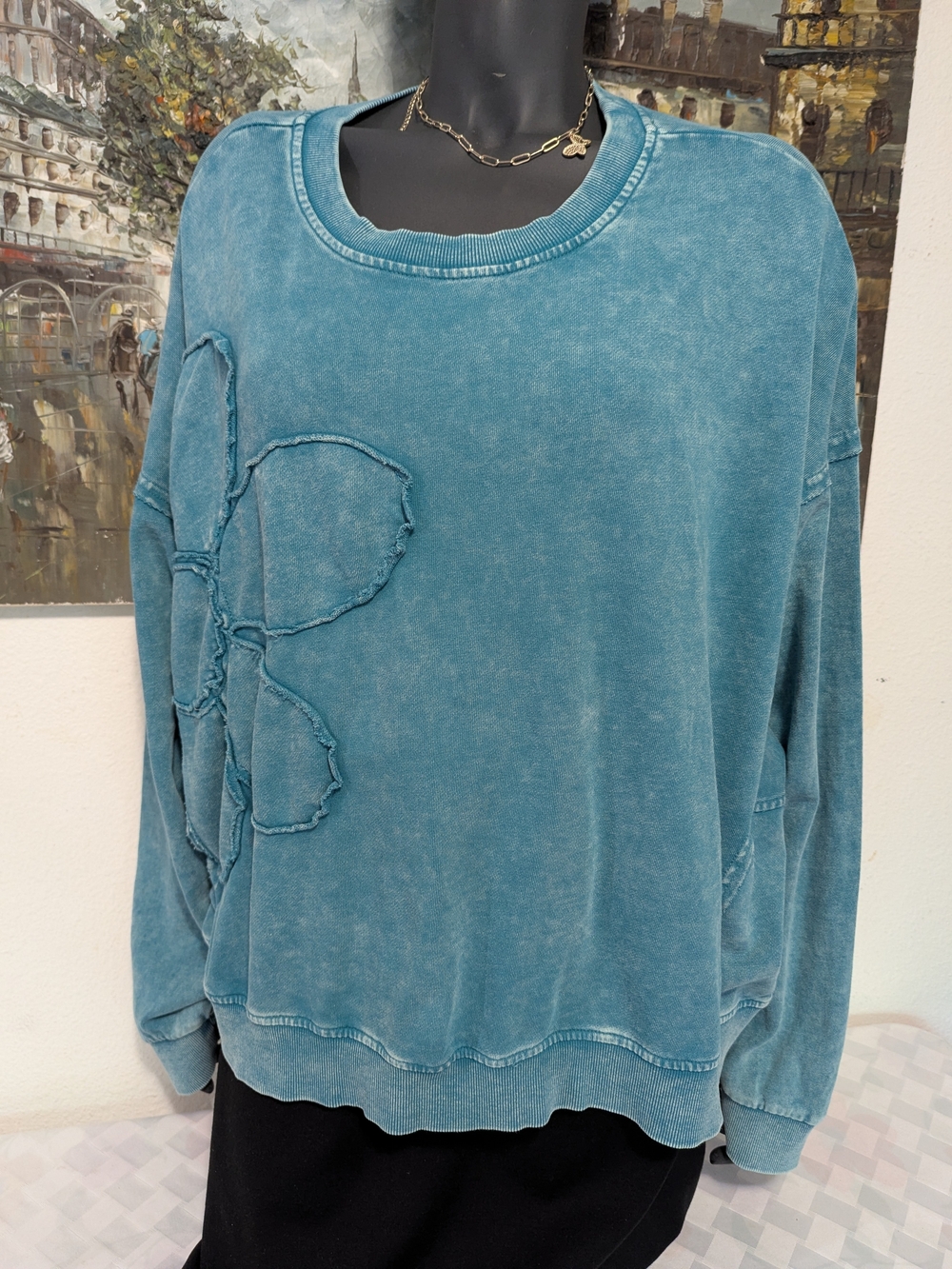 easel Acid Washed Teal Crewneck Sweatshirt with Raw-Edge Flower